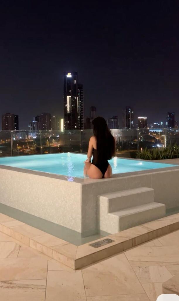 634042158: Chica busca chico en Mallorca