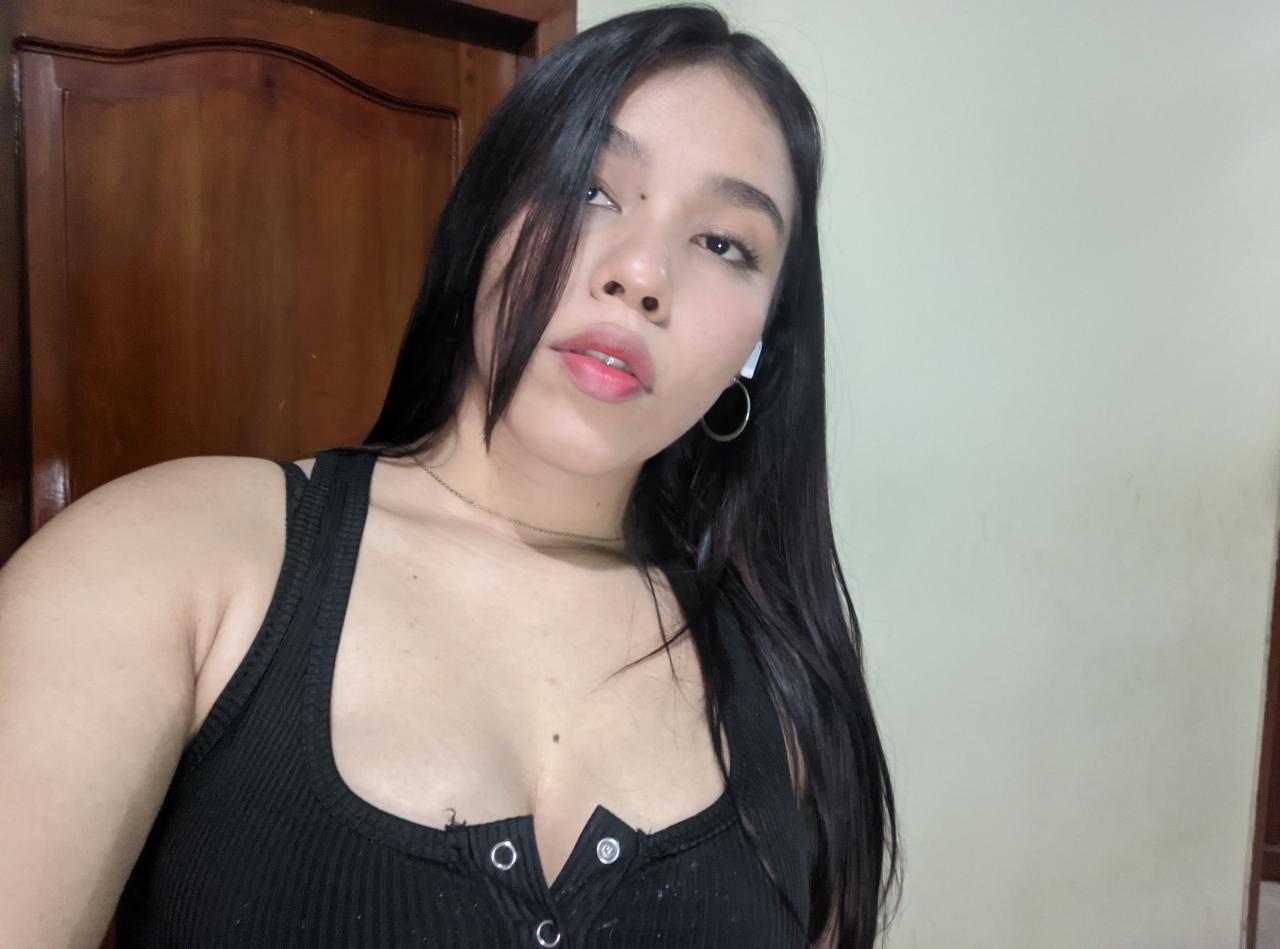 672961870: Chica busca chico en León