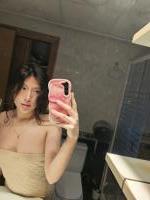 663085952: Chica busca chico en Barcelona