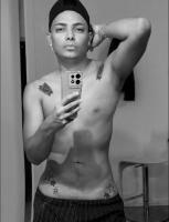 613196110: Chico busca chica en Badajoz