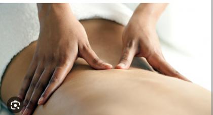 697696775: Chica busca chico en Barcelona