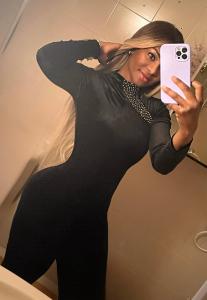 631891504: Chica busca chico en Cádiz