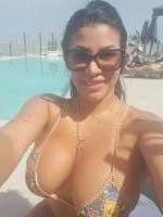 687445217: Chica busca chico en Madrid