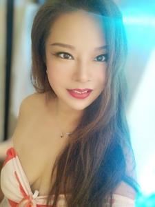 632414588: Chica busca chico en Barcelona