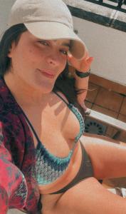 613443796: Chica busca chico en Pontevedra