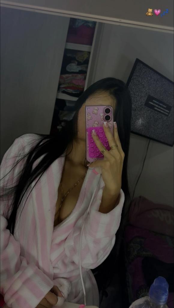 643901449: Chica busca chico en Tenerife