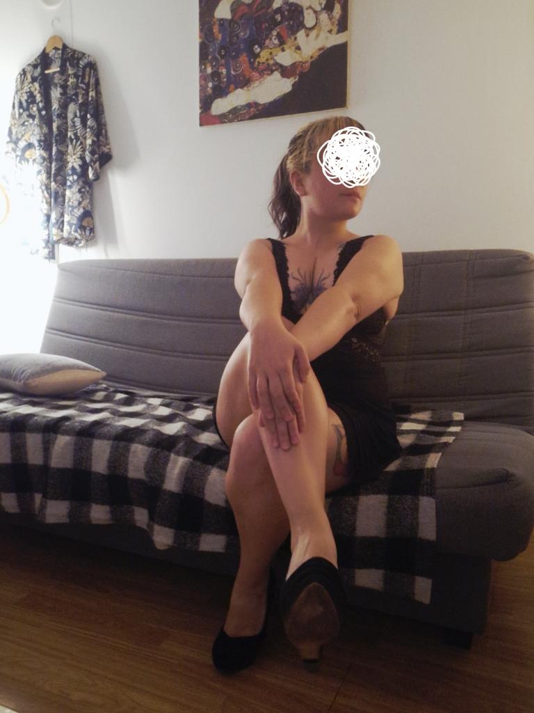 614478544: Chica busca chico en Málaga