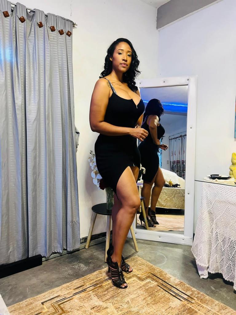 678245797: Chica busca chico en Madrid