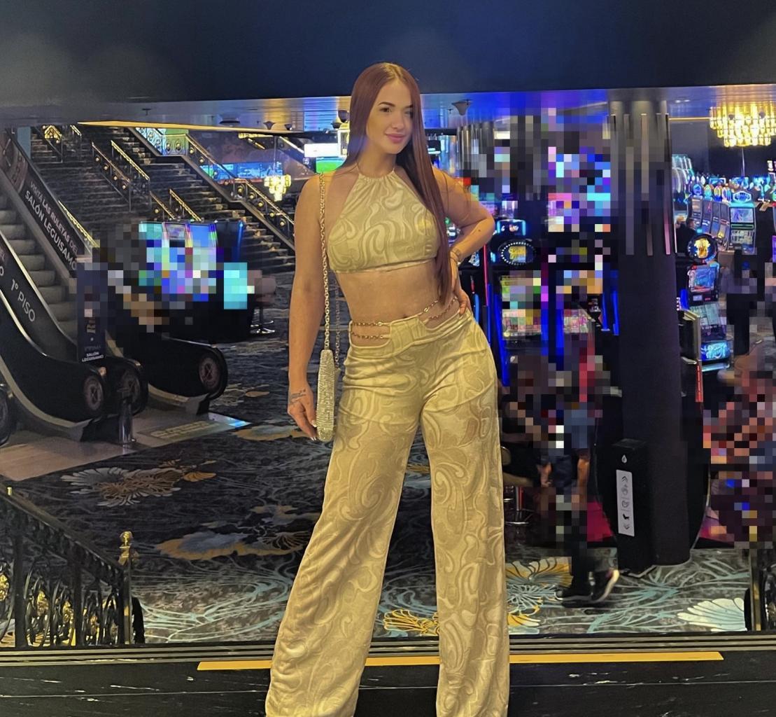 613756443: Chica busca chico en Pontevedra