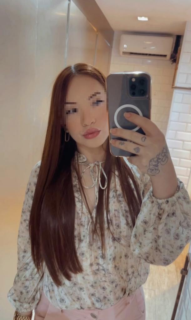 613756443: Chica busca chico en Pontevedra