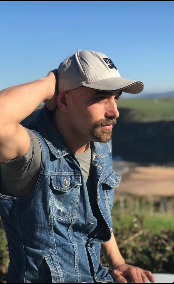 Chico busca chica en Cantabria: 