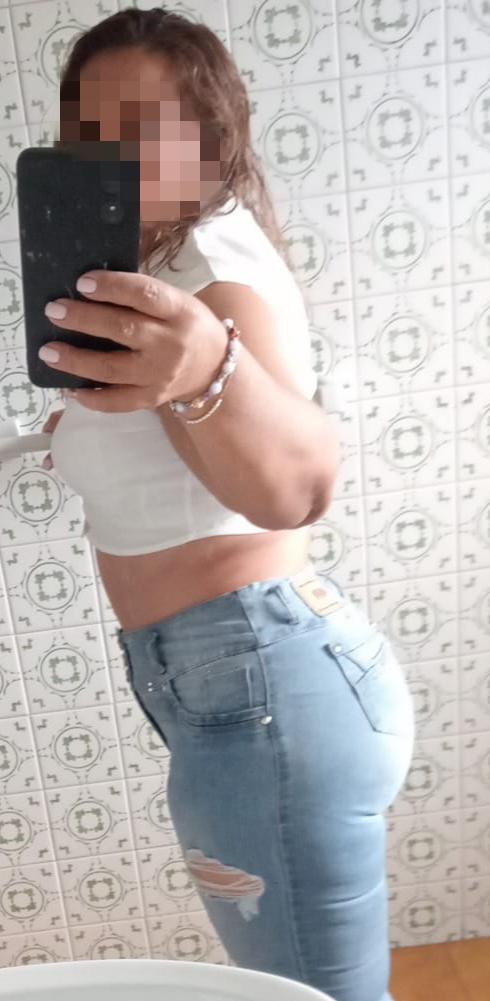 642279211: Chica busca chico en Lugo