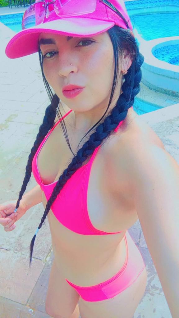 Chica busca chico en Cáceres: Chica busca chico