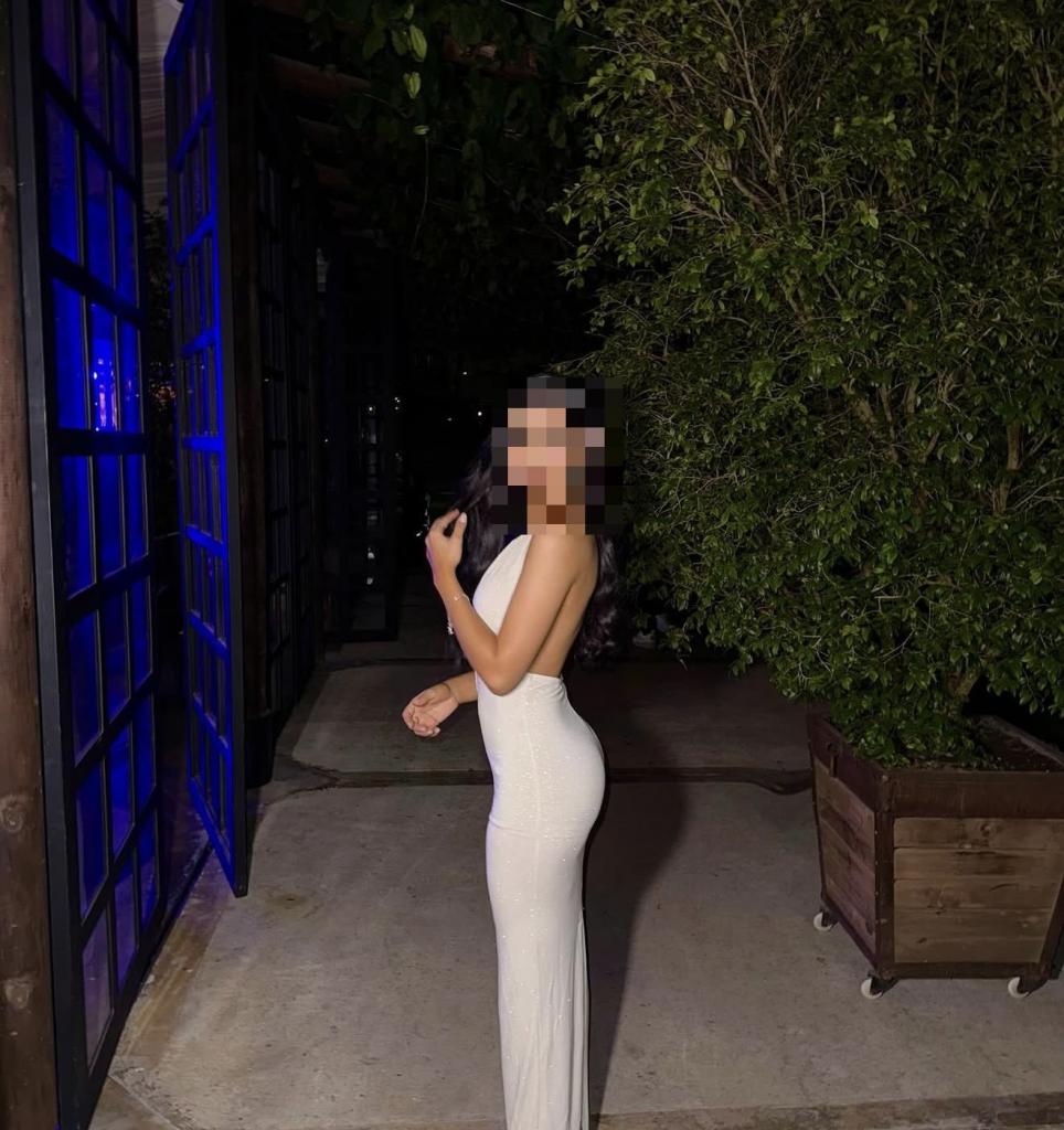 643901449: Chica busca chico en Tenerife