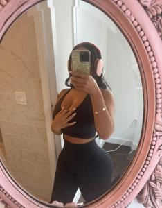 660685737: Chica busca chico en La Coruña