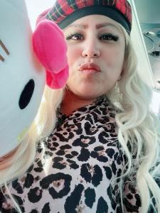 685865581: Chica busca chico en León