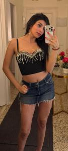 607824577: Chica busca chico en Ibiza