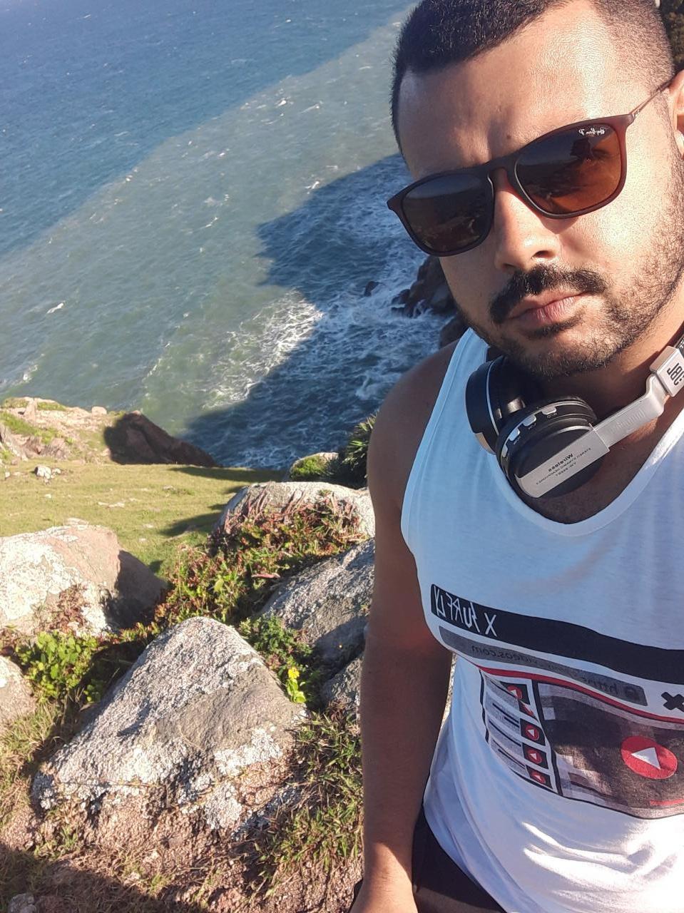 670619007: Chico busca chica en Valencia