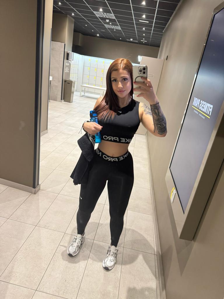 Chica busca chico en Zaragoza: Chica busca chico