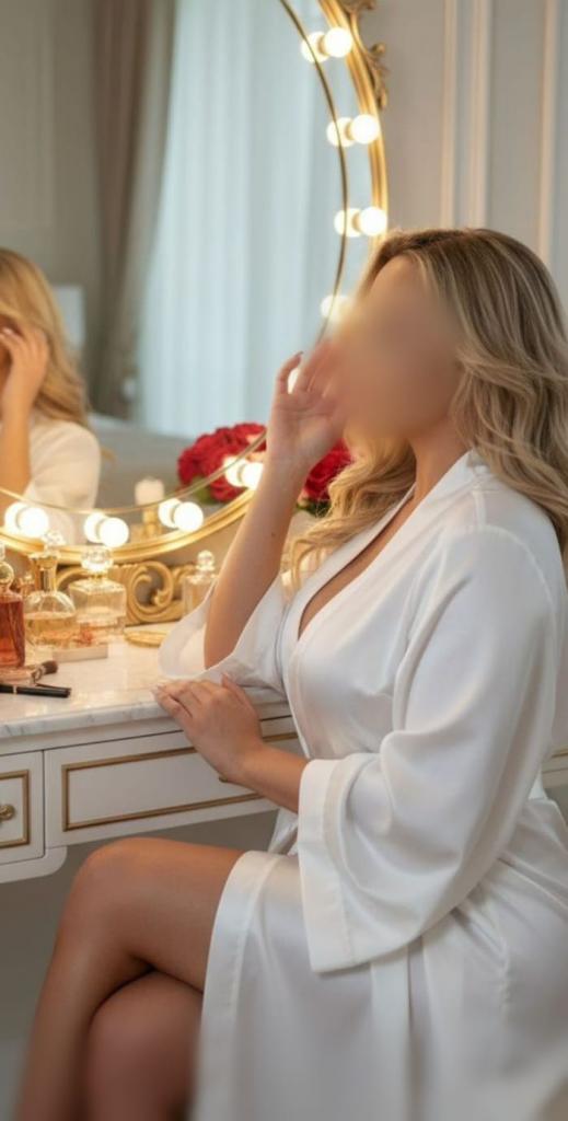 632730384: Chica busca chico en Granada