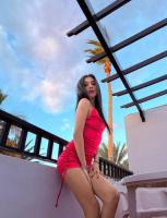 607824577: Chica busca chico en Ibiza