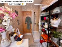 630215559: Chico busca chica en Madrid