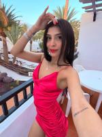 607824577: Chica busca chico en Ibiza