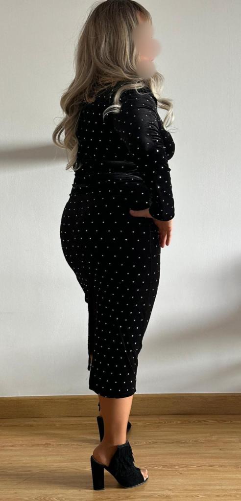 692429990: Chica busca chico en Almería