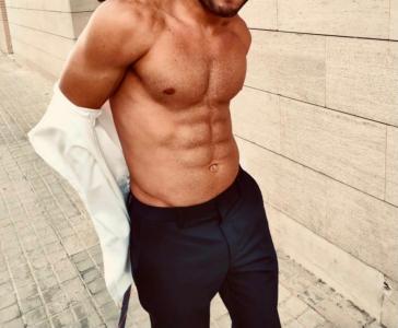 645964130: Chico busca chica en Valencia