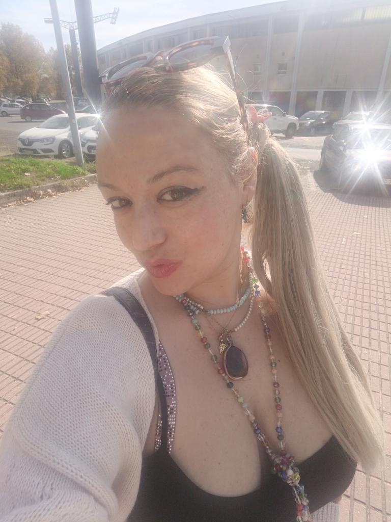 Chica busca chico en La Coruña: 