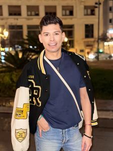 653248248: Chico busca chica en Valencia