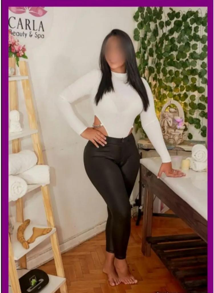 Chica busca chico en Barcelona: 