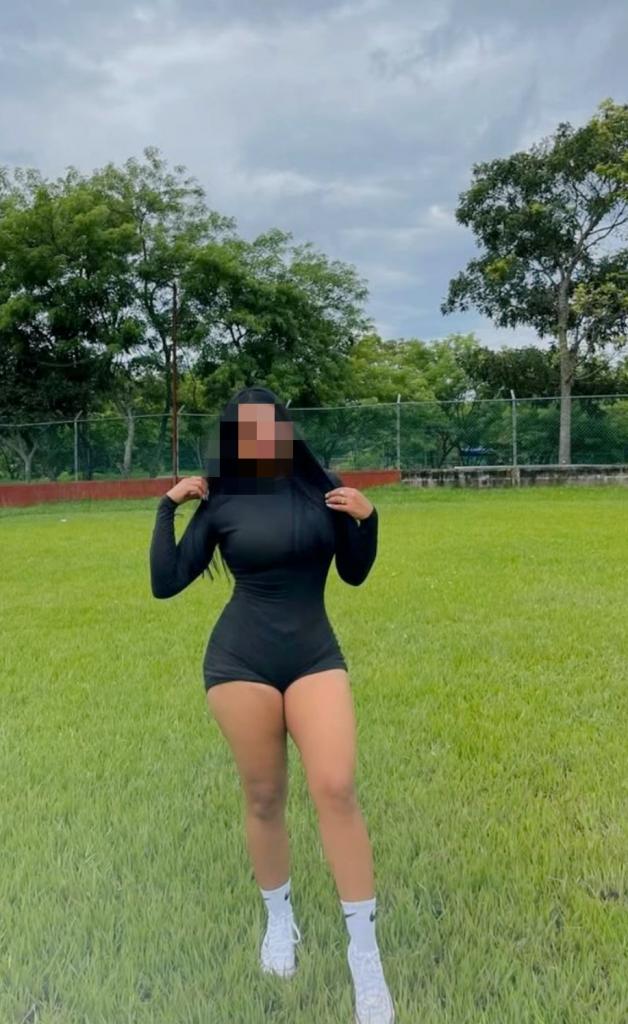 617041826: Chica busca chico en Murcia