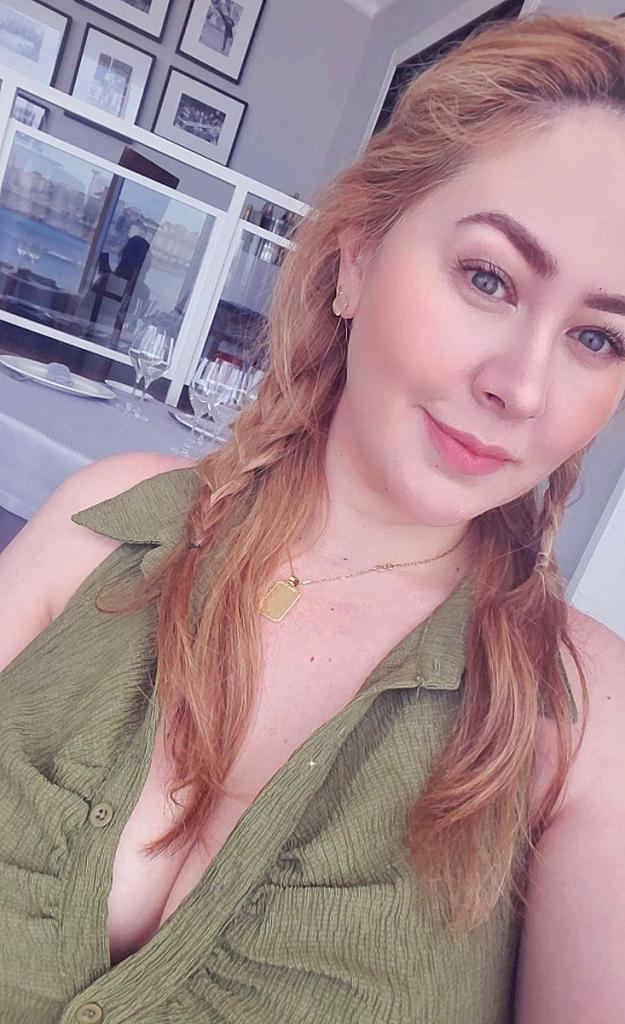 611285631: Chica busca chico en Navarra