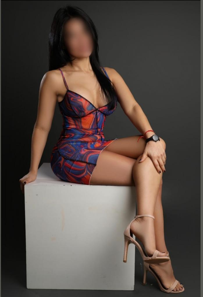 602658141: Chica busca chico en Granada