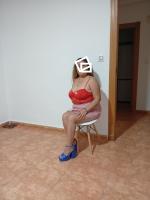 695725686: Chica busca chico en Murcia