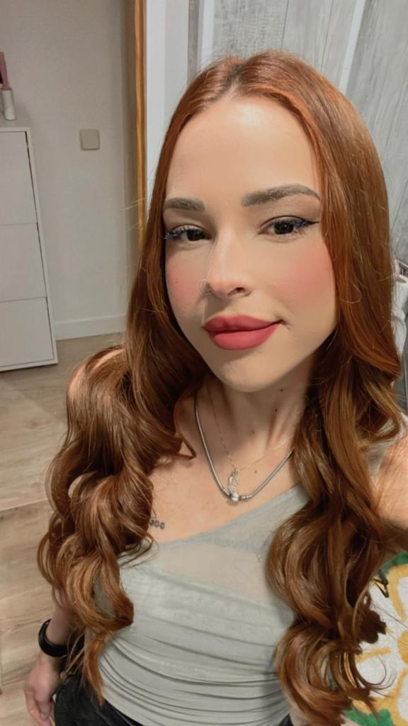 607799604: Chica busca chico en Málaga