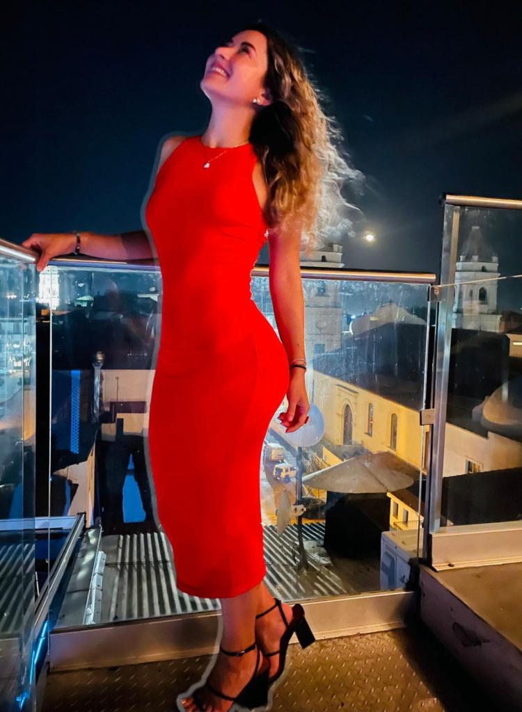 Chica busca chico en Tenerife: 