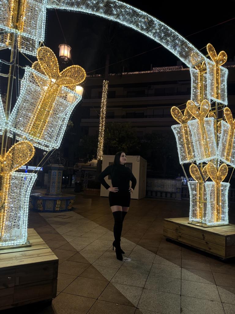 669424617: Chica busca chico en Málaga