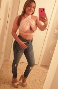 605229160: Chica busca chico en Zaragoza