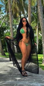 613337119: Chica busca chico en La Coruña