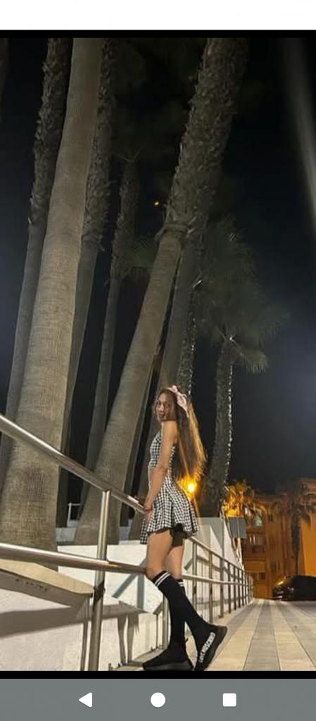 672581611: Chica busca chico en Madrid