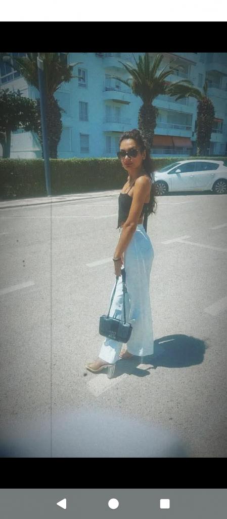 672581611: Chica busca chico en Madrid