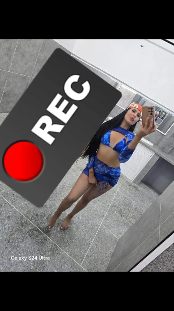 Chica busca chico en Sevilla: 