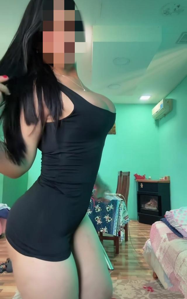 641653506: Chica busca chico en León
