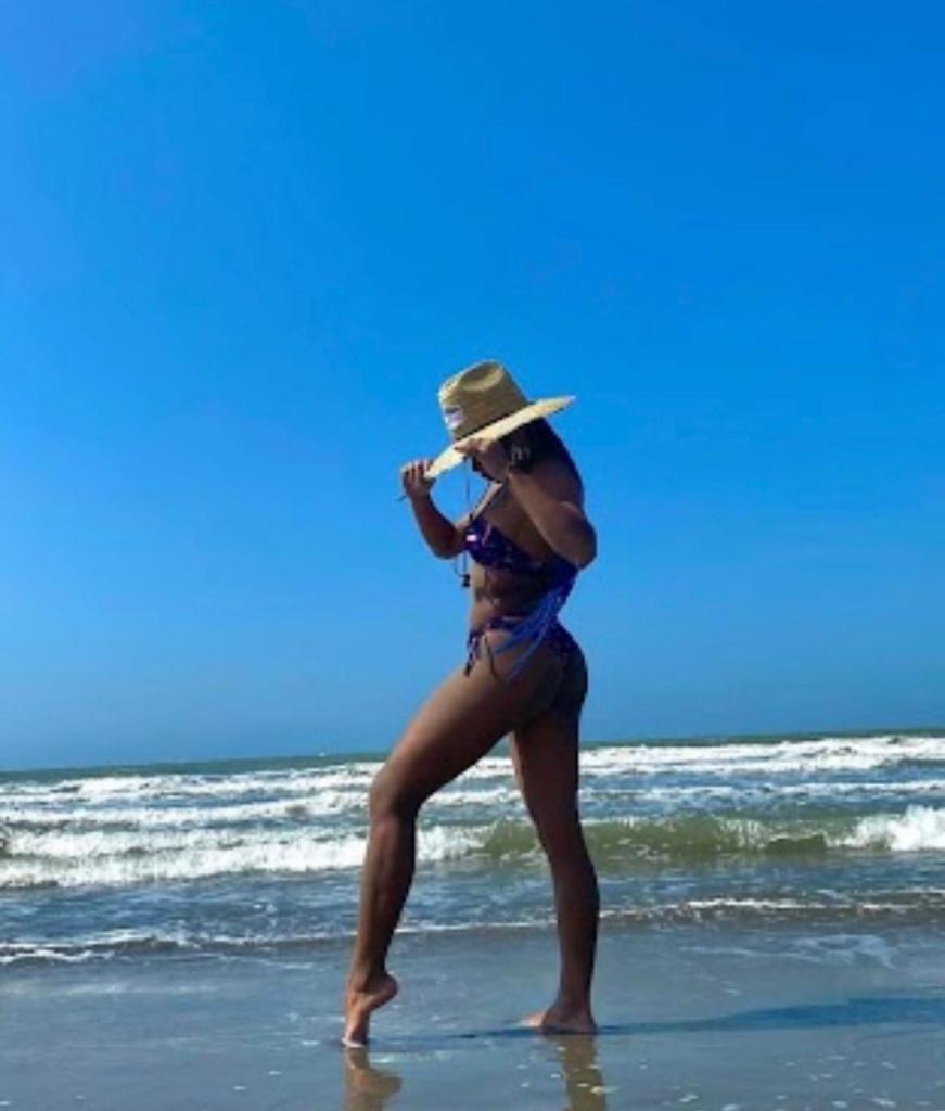 Chica busca chico en Cádiz: 