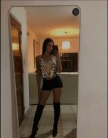 631769760: Chica busca chico en Barcelona