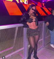 637071361: Chica busca chico en Sevilla