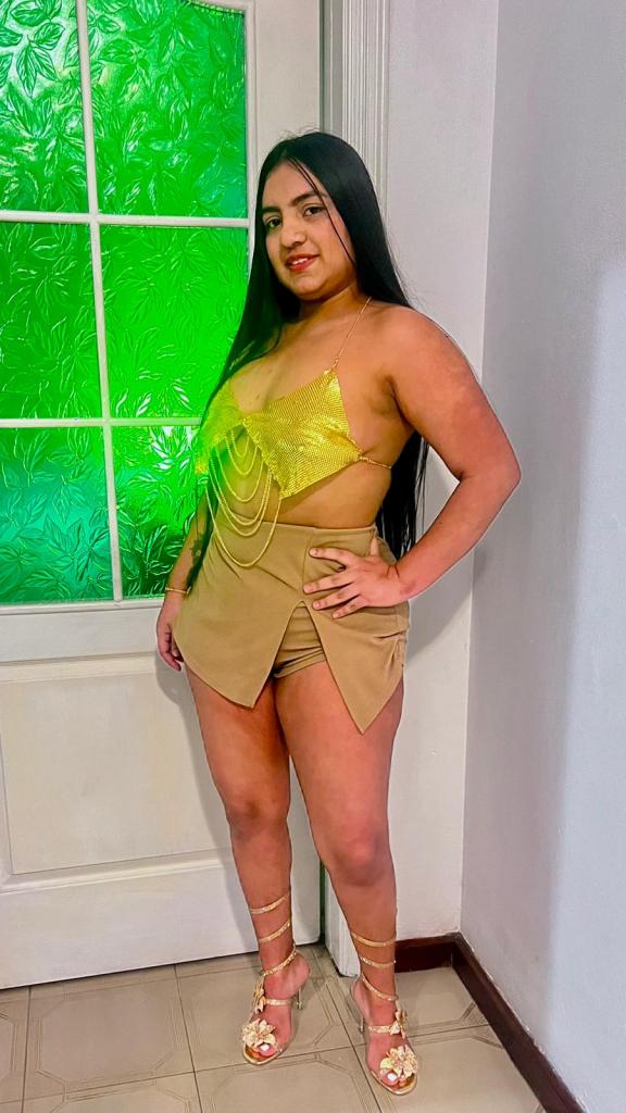 643567883: Chica busca chico en Tenerife