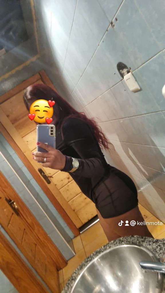 Chica busca chico en Granada: 